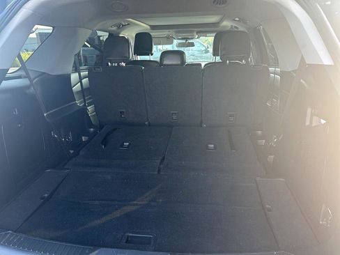 Used 2022 Ford Explorer XLT w/ Equipment Group 202A image 24