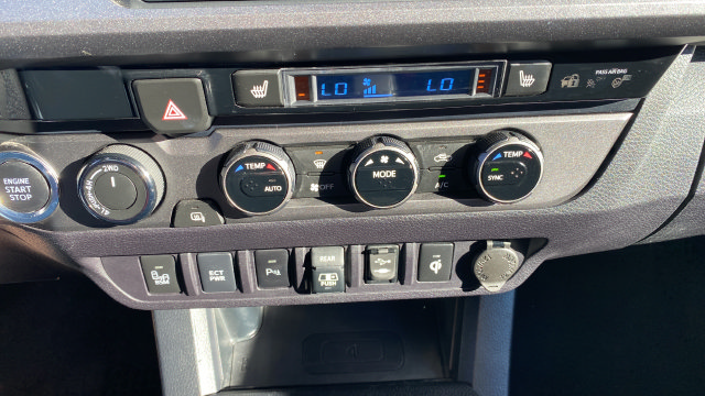 Used 2018 Toyota Tacoma TRD Pro AWD/4WD image 17