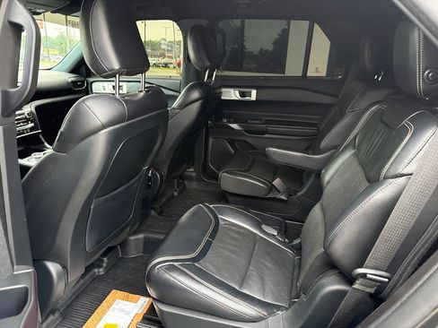 Used 2020 Ford Explorer ST w/ ST Street Pack AWD/4WD image 5