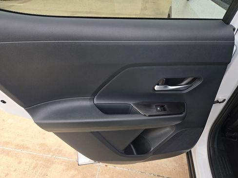 Certified 2026 Nissan Kicks SV image 14