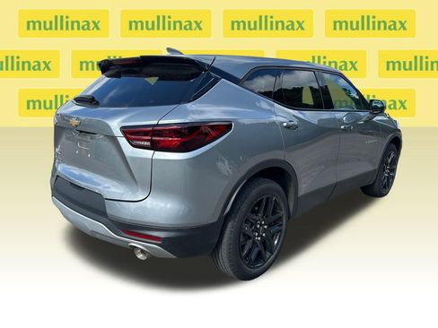 Used 2023 Chevrolet Blazer LT w/ Driver Confidence Package FWD image 2