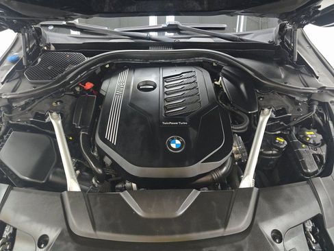 Used 2021 BMW 740i w/ M Sport Package RWD image 22