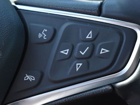 Used 2024 Chevrolet Equinox LT AWD/4WD image 25