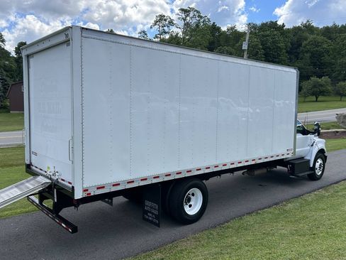 Used 2023 Ford F650 2WD Regular Cab Super Duty image 20