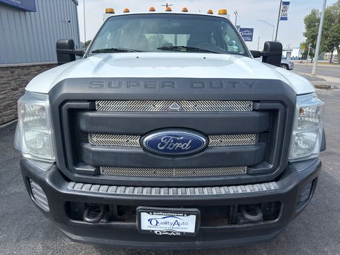 Used 2014 Ford F450 XL image 3