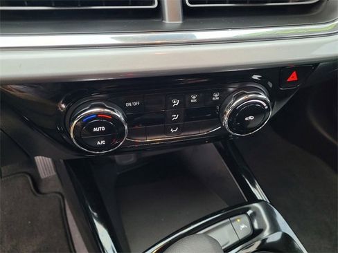 Used 2026 Chevrolet Trax LT image 15