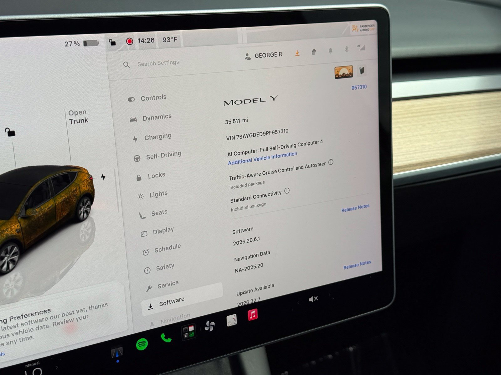 Used 2023 Tesla Model Y 2WD image 31