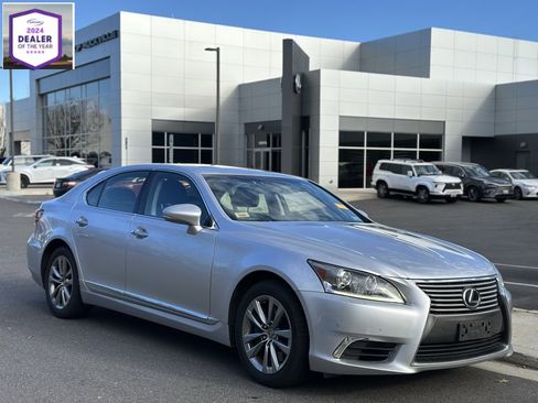Used 2015 Lexus LS 460 AWD image 1