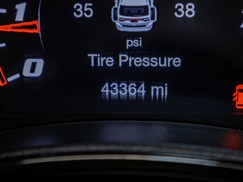 Used 2021 Dodge Durango SRT Hellcat w/ Technology Group AWD/4WD image 19