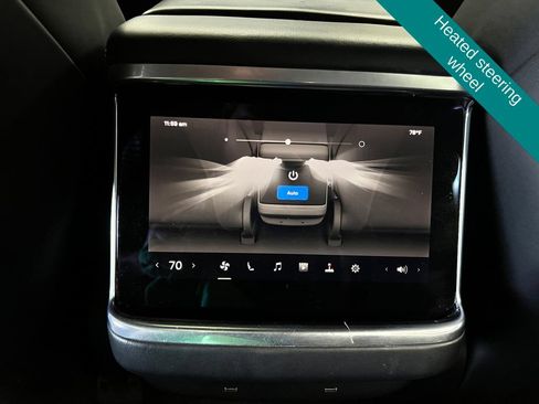 Used 2022 Tesla Model S AWD/4WD image 19