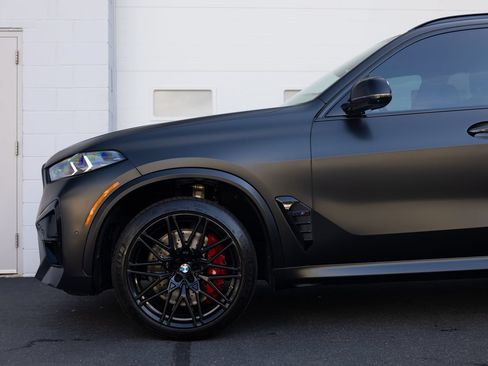 Used 2024 BMW X5 M Competition w/ Executive Package AWD/4WD image 11