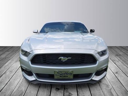 Used 2017 Ford Mustang Coupe RWD image 2