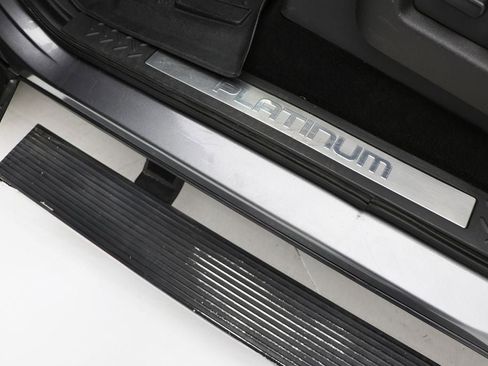 Used 2014 Ford F150 Platinum image 22