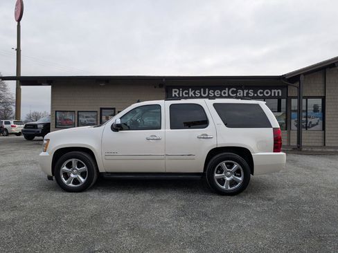Used 2012 Chevrolet Tahoe LTZ image 11