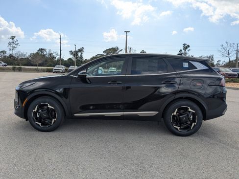 New 2026 Kia Sportage EX FWD image 8