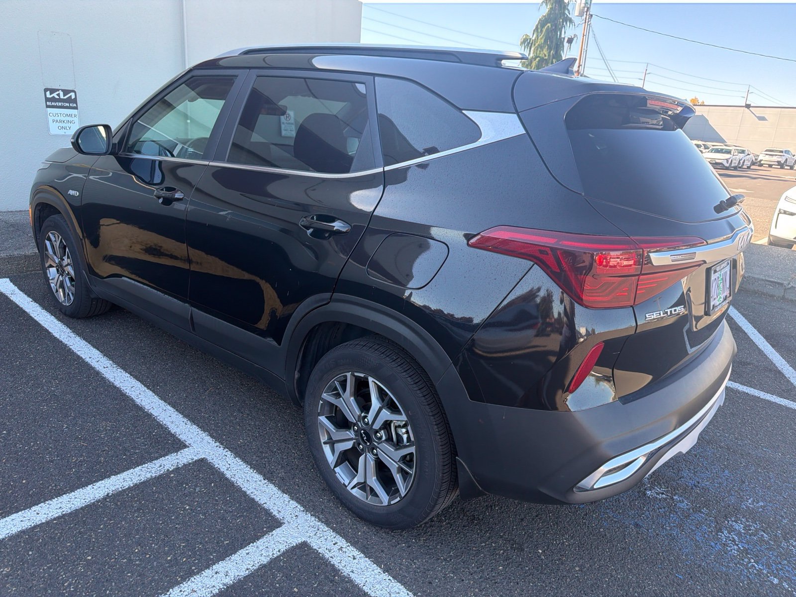 Certified 2022 Kia Seltos EX AWD/4WD image 3