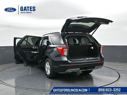 Used 2022 Ford Explorer XLT w/ Equipment Group 202A AWD/4WD image 61