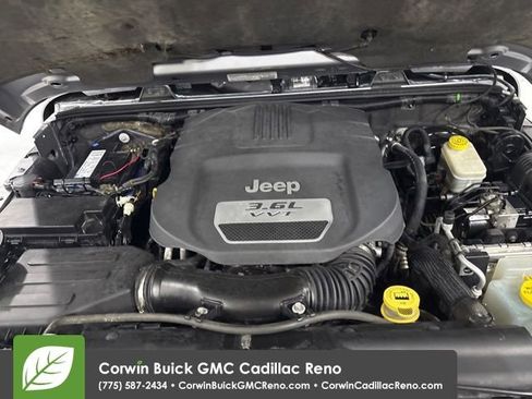 Used 2013 Jeep Wrangler Sahara w/ Dual Top Group image 26