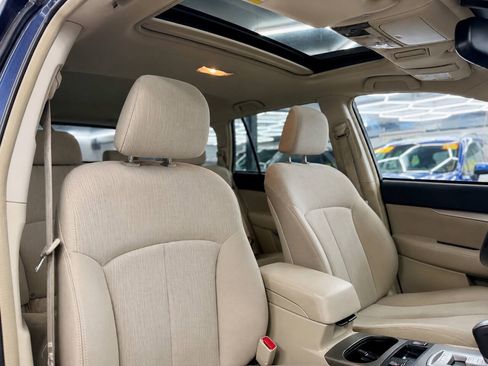 Used 2014 Subaru Outback 2.5i Premium w/ Moonroof Package AWD/4WD image 17