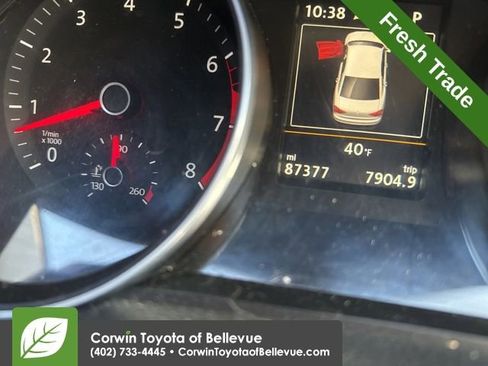 Used 2016 Volkswagen Passat 3.6 SEL Premium image 13