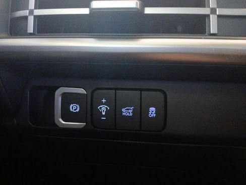 Certified 2025 Hyundai Santa Fe SEL FWD image 20