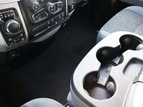 Used 2018 RAM 1500 Big Horn image 22