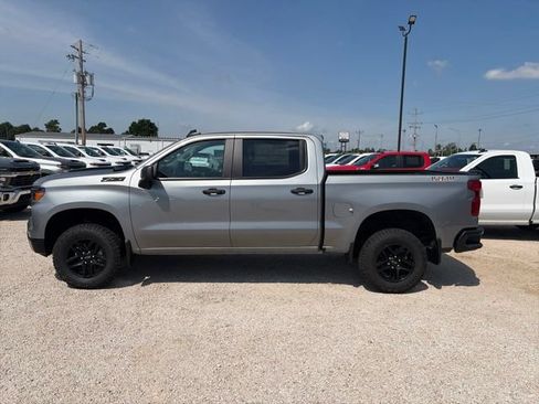 New 2026 Chevrolet Silverado 1500 Custom Trail Boss w/ LPO, Dark Essentials Package AWD/4WD image 3
