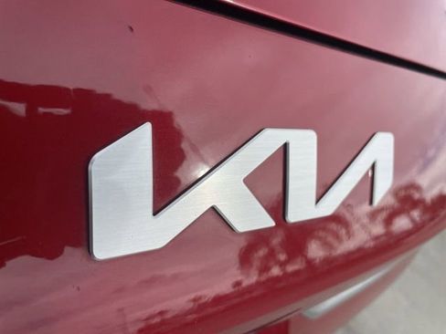 Used 2023 Kia Forte LXS image 28