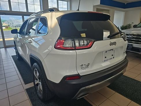 Used 2019 Jeep Cherokee Limited AWD/4WD image 5