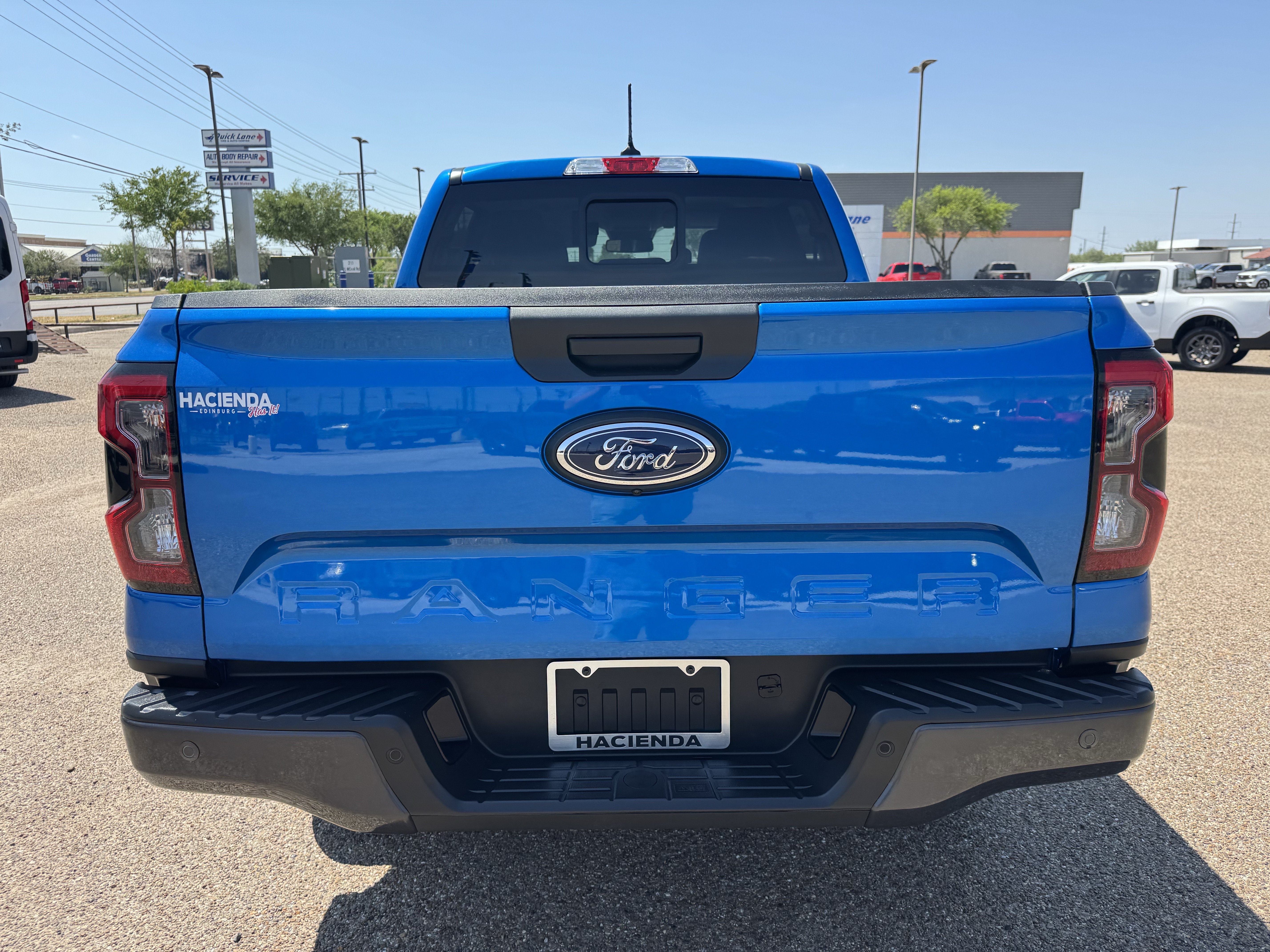 Used 2025 Ford Ranger XLT RWD image 3