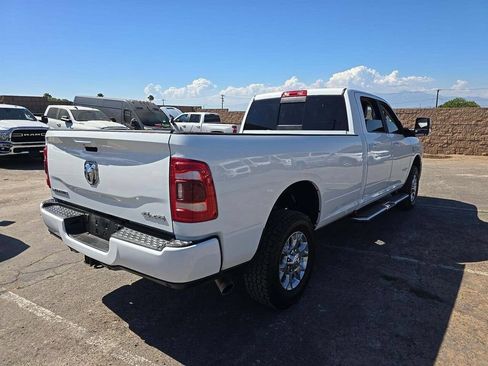 Used 2024 RAM 2500 Laramie AWD/4WD image 4