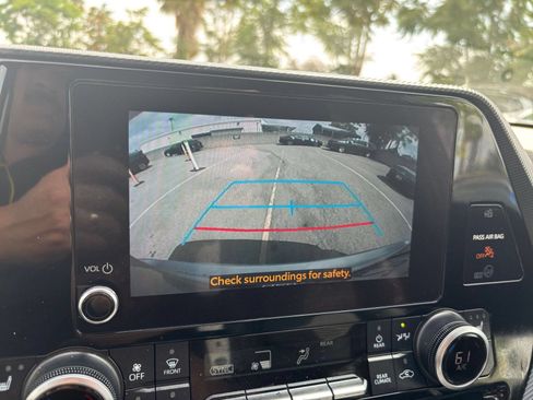 Used 2024 Toyota Highlander XSE FWD image 25