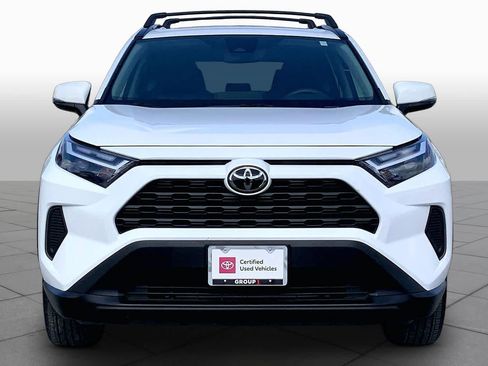 Used 2024 Toyota RAV4 XLE w/ Convenience Package FWD image 4