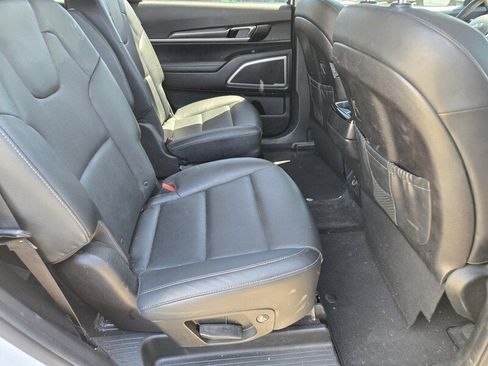 Certified 2023 Kia Telluride S w/ S Sunroof Package AWD/4WD image 5