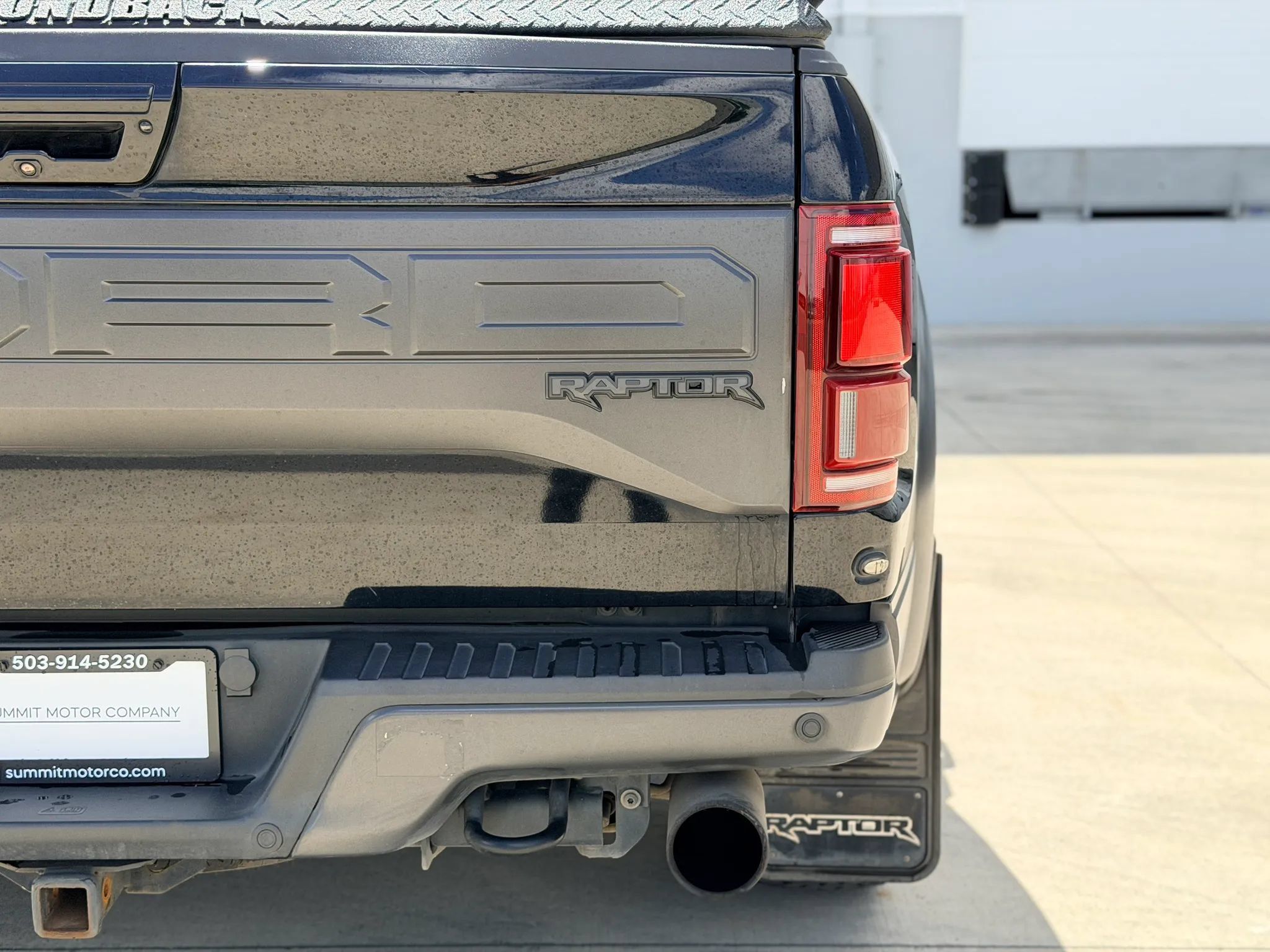 Used 2017 Ford F150 Raptor w/ Equipment Group 802A Luxury AWD/4WD image 30