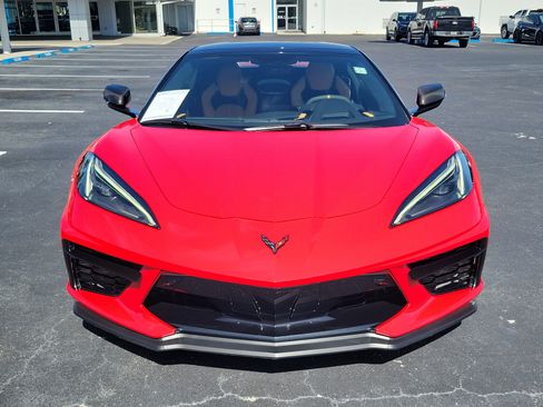 Used 2023 Chevrolet Corvette Stingray Premium Conv w/ Z51 Performance Package RWD image 2