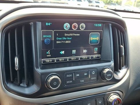 Used 2015 Chevrolet Colorado Z71 AWD/4WD image 21