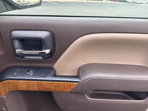 Used 2018 GMC Sierra 1500 SLT image 19