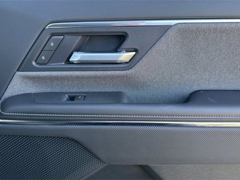 New 2026 GMC Sierra EV Elevation image 19