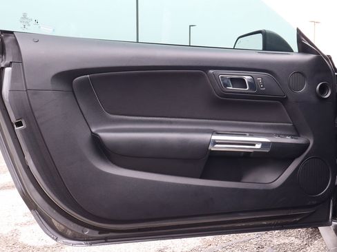 Used 2021 Ford Mustang GT w/ GT Performance Package RWD image 13