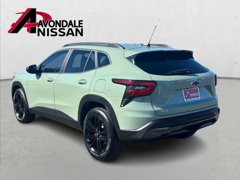 Used 2025 Chevrolet Trax ACTIV image 4