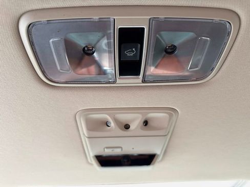 Used 2024 Kia Carnival SX Prestige image 17