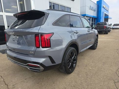 Used 2023 Kia Sorento SX image 8