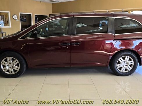 Used 2012 Honda Odyssey LX image 6