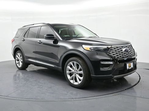Used 2022 Ford Explorer Platinum w/ Equipment Group 601A image 4