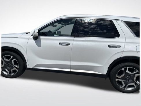 Used 2024 Hyundai Palisade SEL AWD/4WD image 2