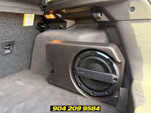 Used 2017 Ford Focus Titanium FWD image 27