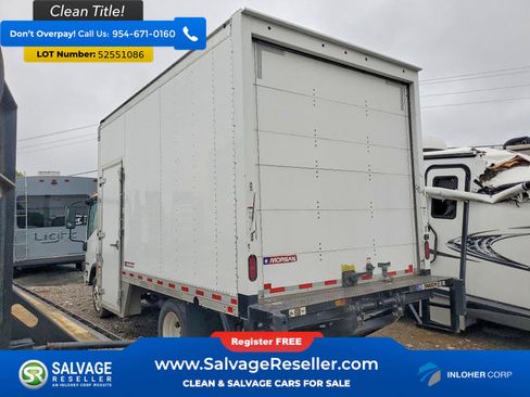 Used 2021 Isuzu NPR RWD image 3