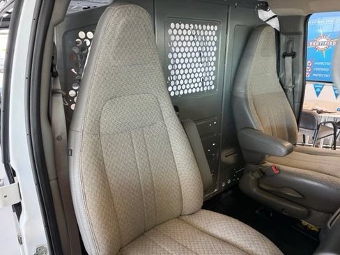 Used 2021 Chevrolet Express 2500 w/ Driver Convenience Package RWD image 21