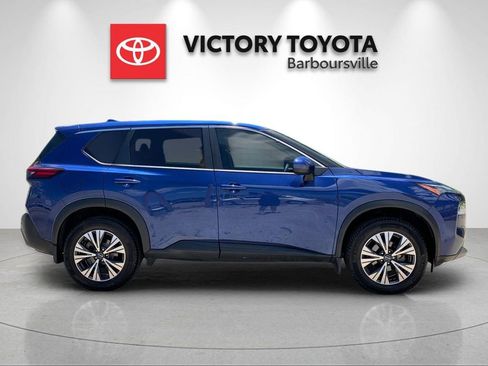 Used 2023 Nissan Rogue SV AWD/4WD image 6
